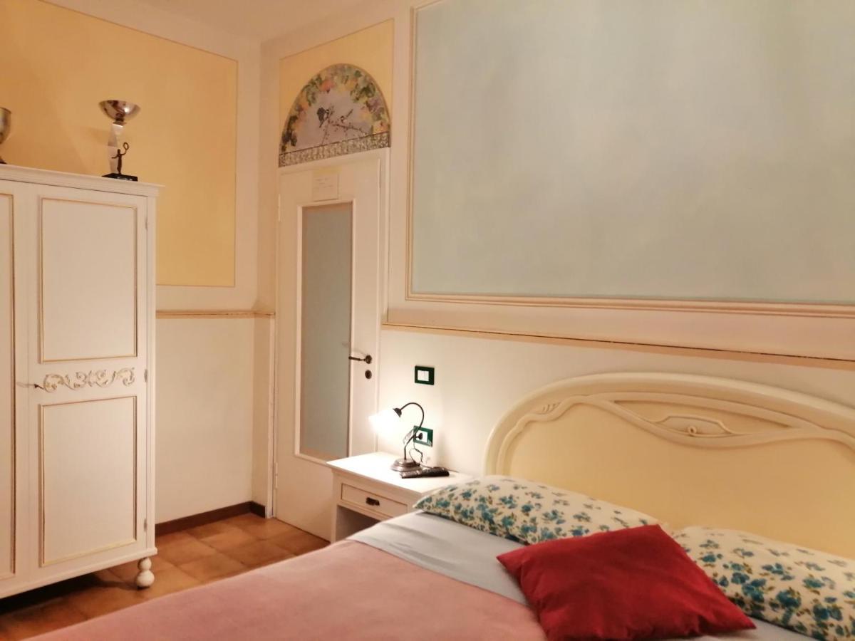 B&B San Nicola Serramazzoni Экстерьер фото