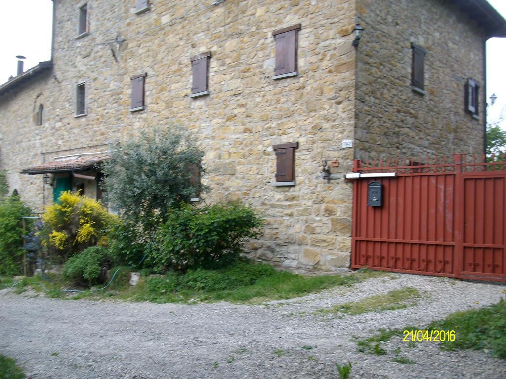 B&B San Nicola Serramazzoni Экстерьер фото
