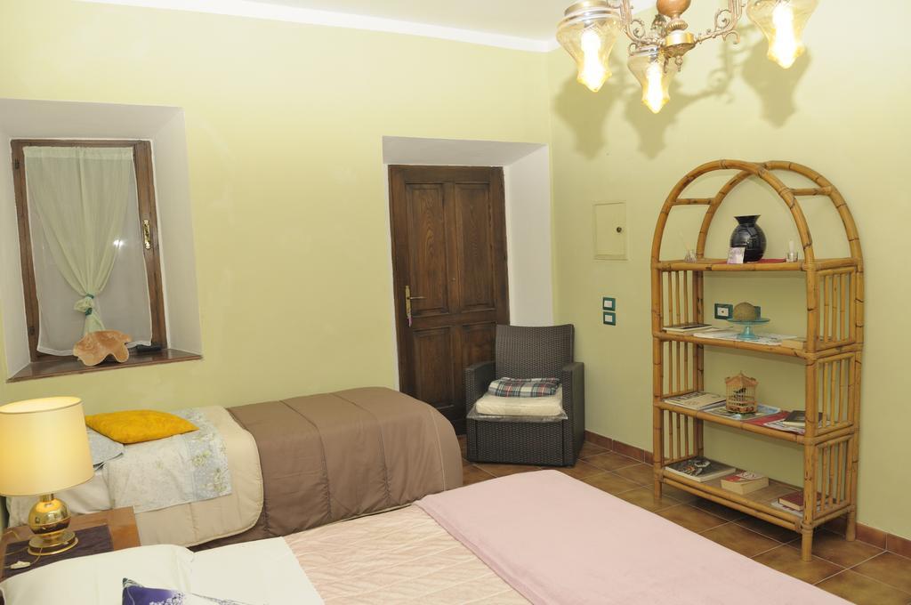 B&B San Nicola Serramazzoni Экстерьер фото