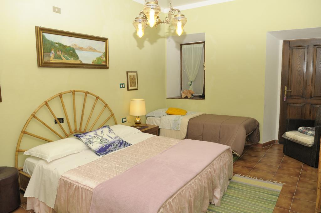 B&B San Nicola Serramazzoni Экстерьер фото